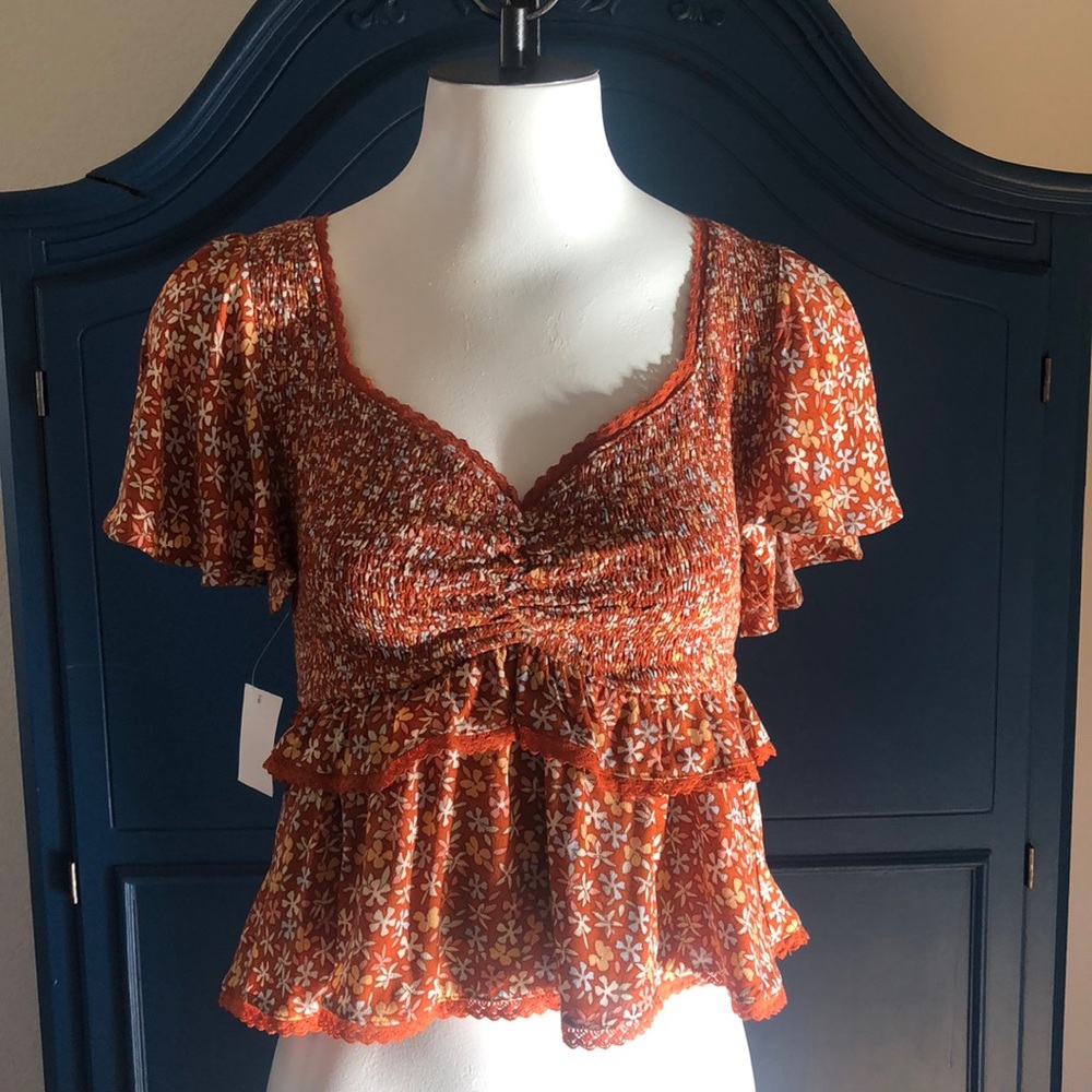 En Crème floral blouse